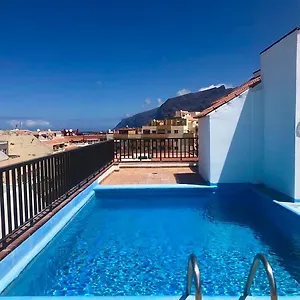Apartment Angeles 3 Bed With Pool, Puerto de Santiago (Tenerife)