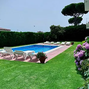 https://apartaments-ar-rayon-du-soleil.topcostabravahotels.com